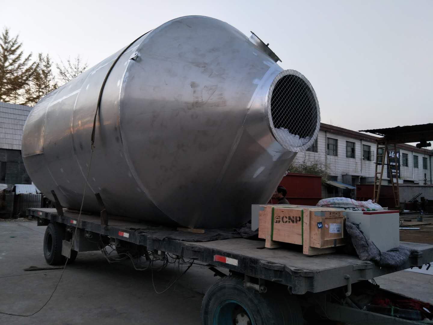 凱米特新材料棒爐、時(shí)效爐脫硝廢氣治理設(shè)備發(fā)貨